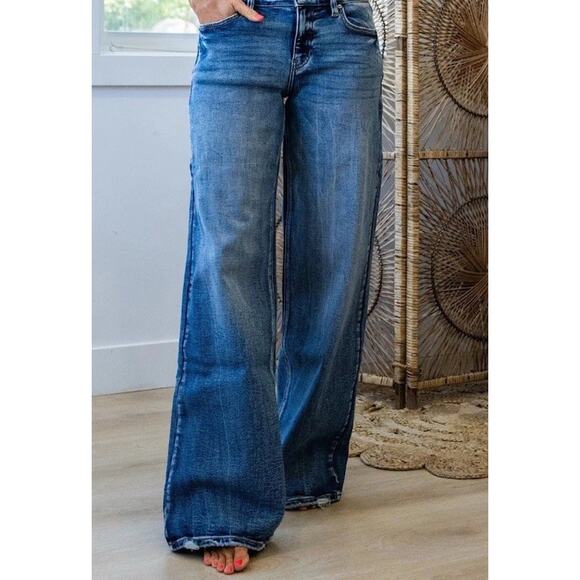 Kancan Signature High Rise Flare Curvy Denim Blue Jeans Womens Size 29 - Picture 1 of 15